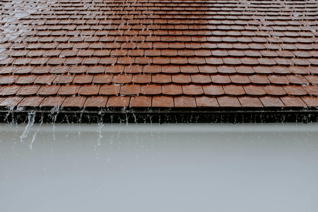 Local gutter servicing